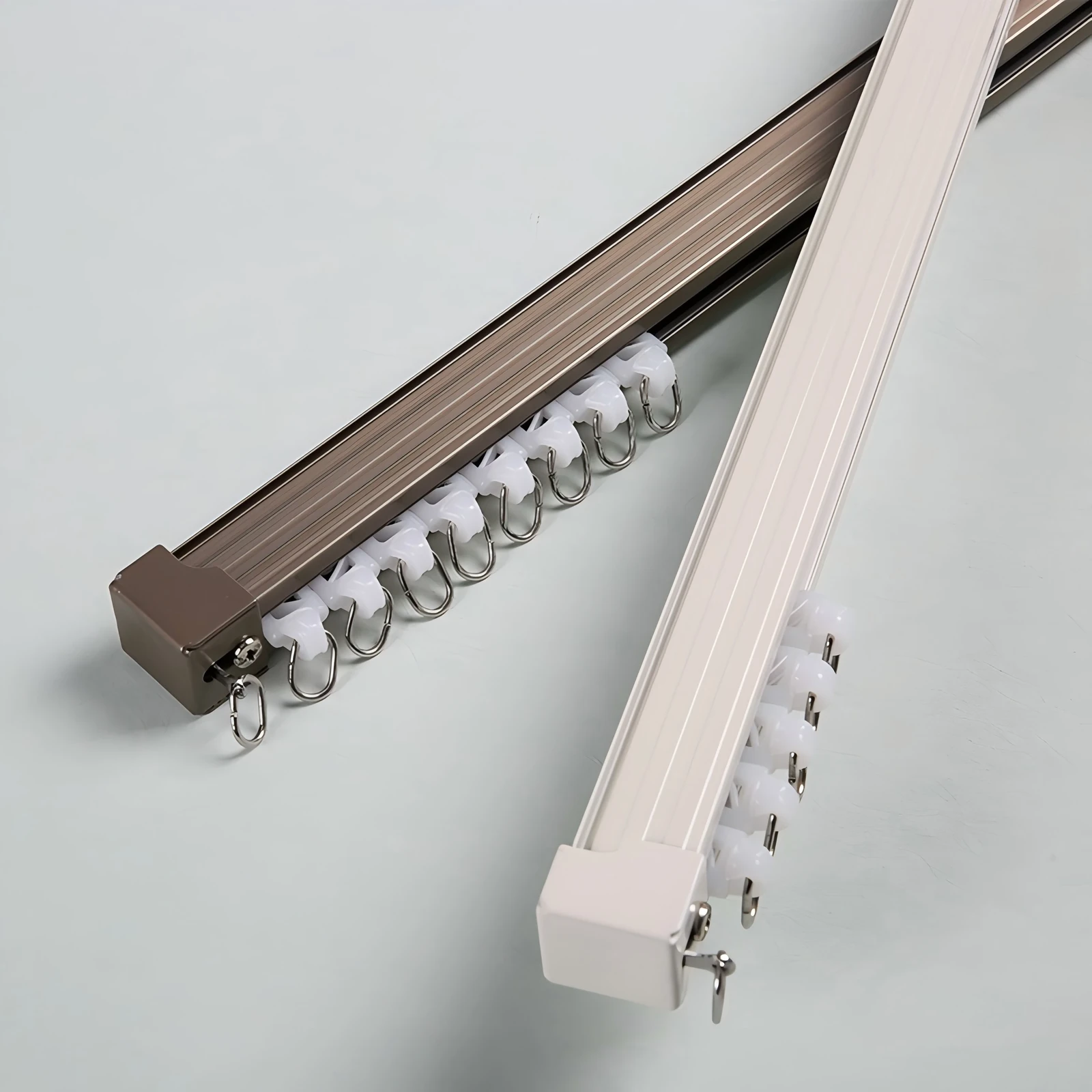 A06 · Silent track — image 4