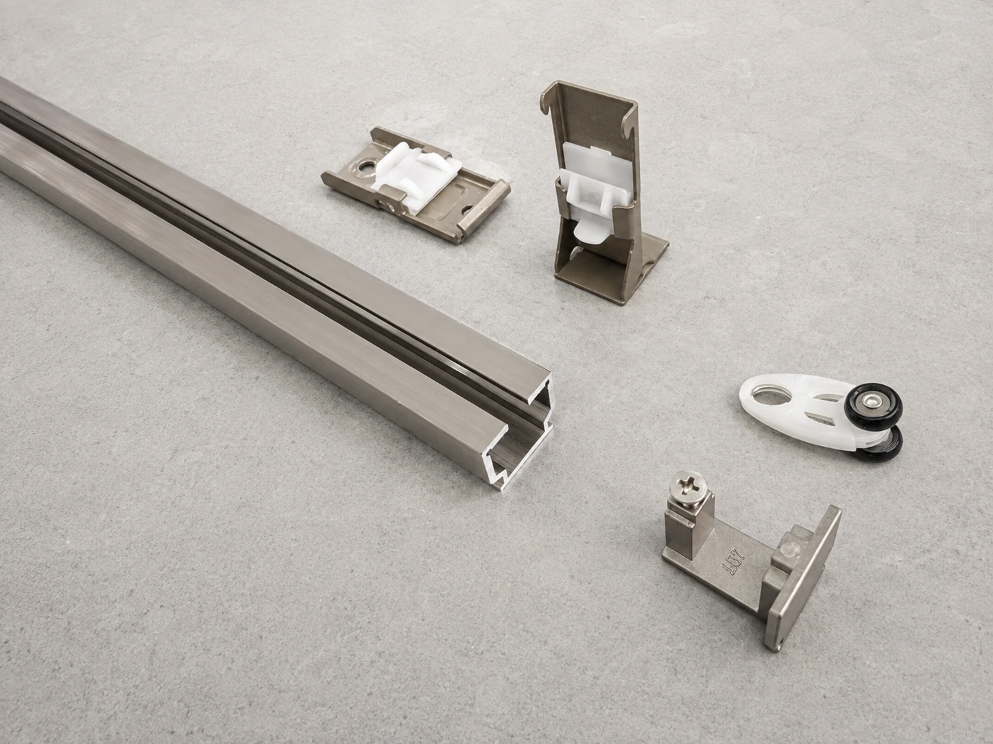 A07 · Track end and movement components