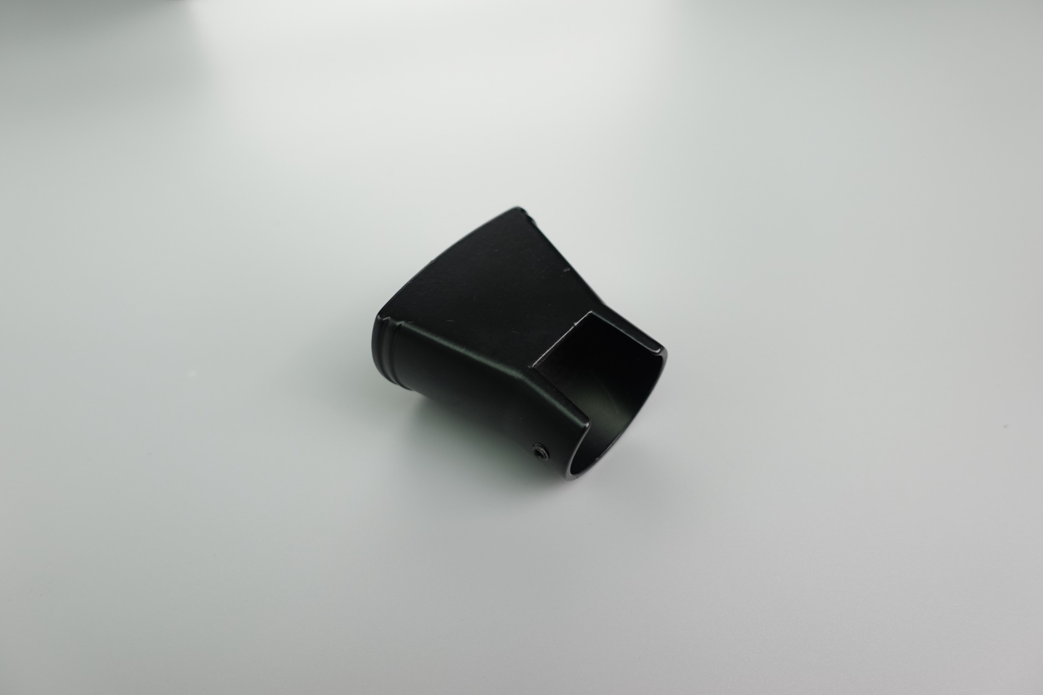 A17 aluminum alloy end cover detail