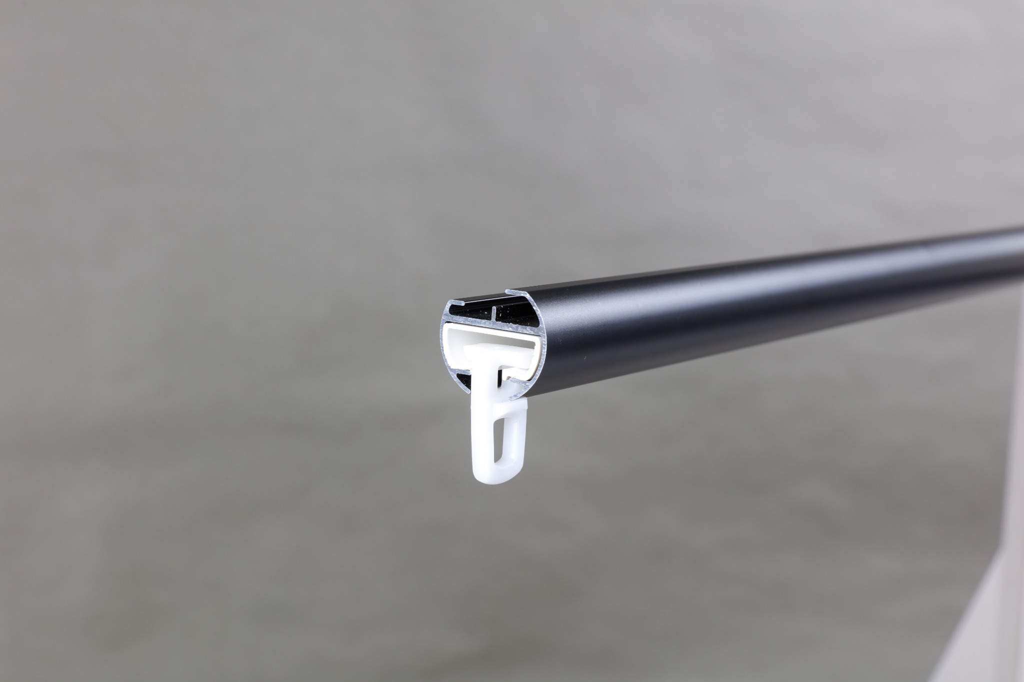 A17 black profile cross-section