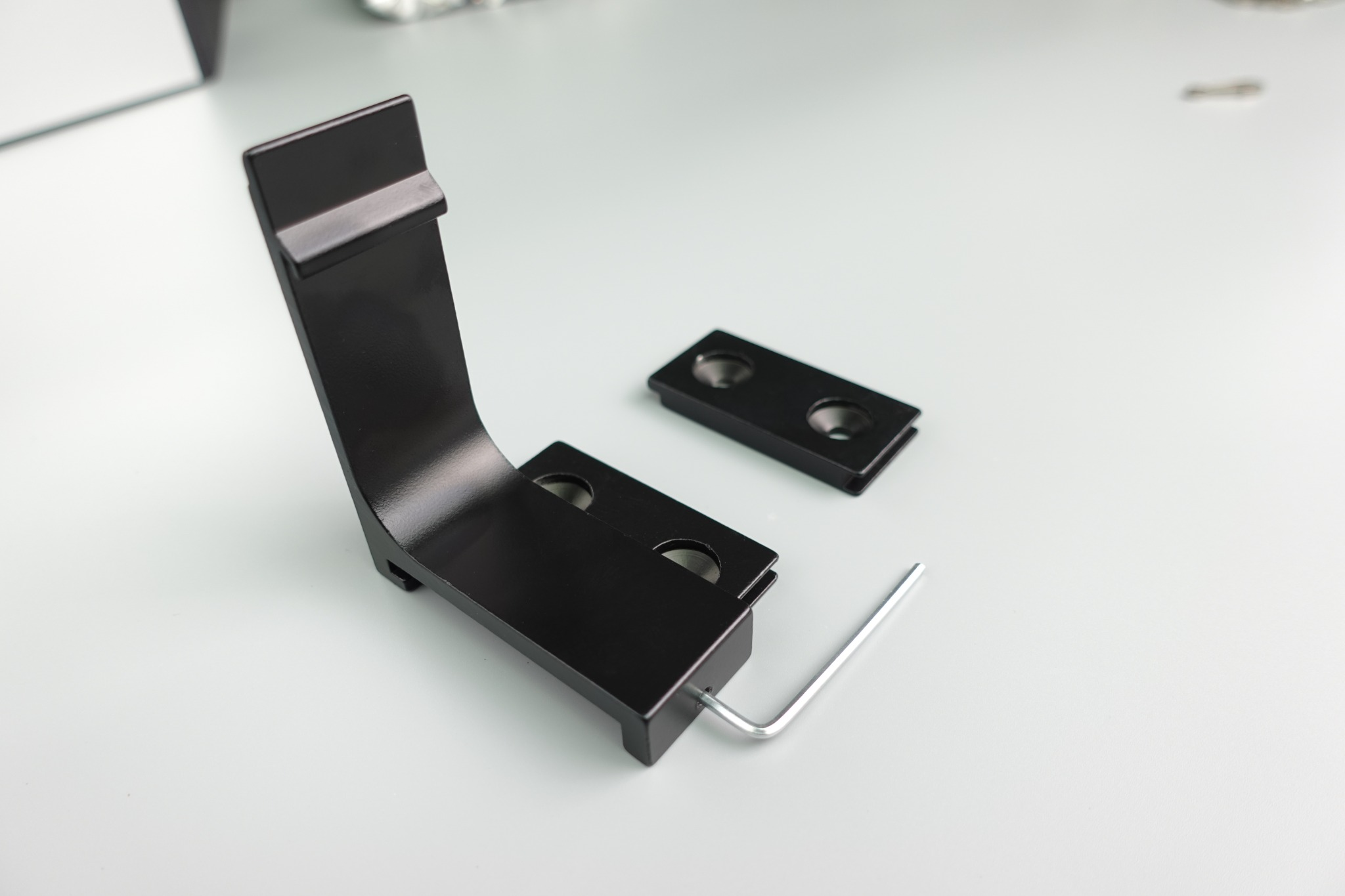 Banquet tier · Single-track bracket — image 5